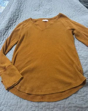 Mustard yellow Knox rose thermal shirt thumbnail 1