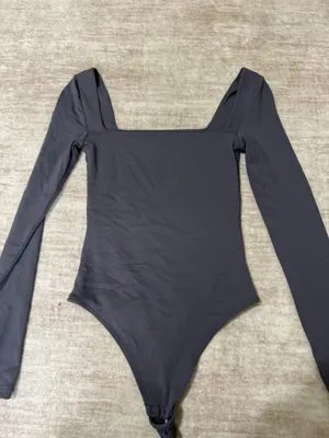 Aritzia babaton square neck bodysuit size xs  thumbnail 2