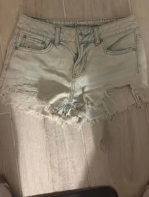 American Eagle Cut-Off Denim Shorts Sz 0 thumbnail 1