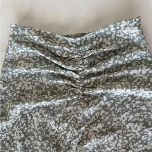 Abercrombie & Fitch Sage Green Printed Midi Skirt thumbnail 2