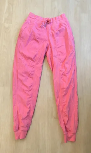 Lululemon Women's Pink Drawstring Joggers Size 4 Cuffed Ankles thumbnail 1