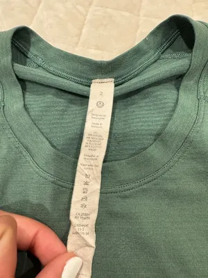 Lululemon Swiftly Tech Short-Sleeve Shirt 2.0 Medium Forest thumbnail 4