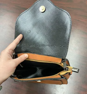 NWT & Taylor Small Tan Purse thumbnail 3