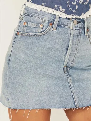 Levi’s Icon Skirt thumbnail 2