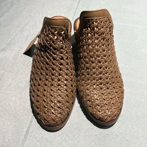 Crevo Anthropologie‎ Neva Woven Leather Mules Stacked Heel Women’s Size6.5 B53 thumbnail 4