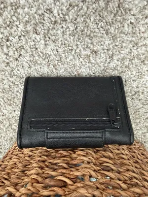 Vintage 1990’s L’egent black leather wallet thumbnail 3