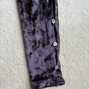 Umgee Shimmering Purple Velvet Top thumbnail 4