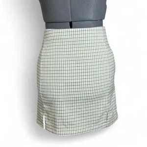 Brandy Melville Green Plaid High Waisted Mini Skirt Size S Preppy Academia 90’s thumbnail 2