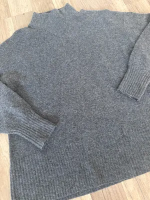 Everlane wool blend grey turtleneck sweater  thumbnail 2
