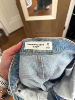 Abercrombie Low Rise Jeans thumbnail 7