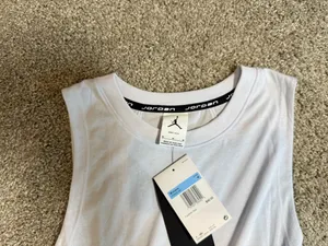 Nike Jordan Dri-FIT women’s Tank Top White Breathable Mesh Crew Neck Size M thumbnail 4