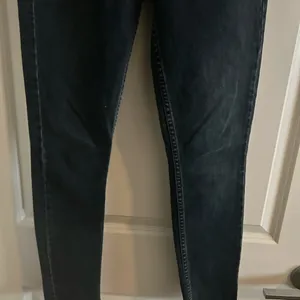 RE/DONE Original High Rise Ankle Crop Stretch Jeans Size 26 thumbnail 3