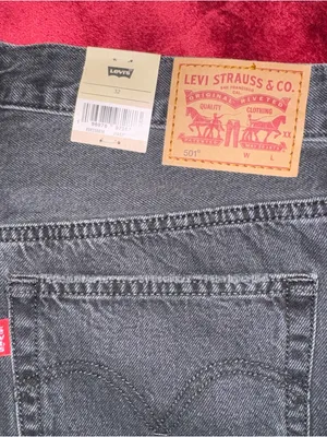 Levi's Charcoal Distressed‎ Denim Shorts thumbnail 8