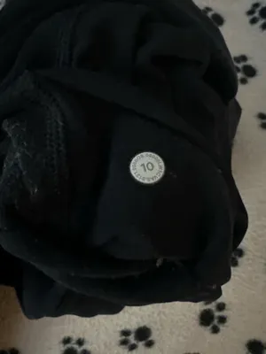 Lululemon Black Sweatpants Joggers 10  thumbnail 4