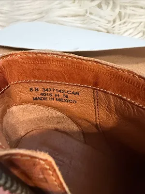 FRYE Distressed Women's brown Leather Ankle Booties with Side Zip size 6B thumbnail 10