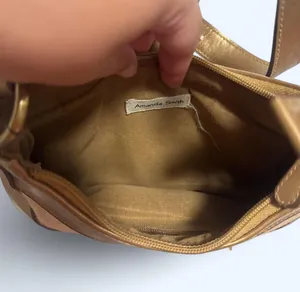 Amanda Smith Gold Shoulder Bag thumbnail 5