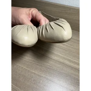 Louise et Cie Ashlin Beige Leather Pleated Ballet Flats Pointed Toe Box Size 37 thumbnail 11