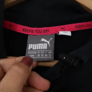 Puma Hoodie Womens Medium Black Pink Logo Pullover Excellent thumbnail 3