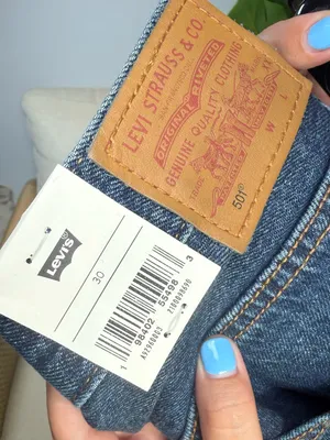 NWT Levi's 501 Mid Thigh Shorts Size 30 thumbnail 6