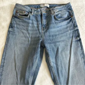 Zara Light Wash High Rise Flare Jeans Women's Size 4 thumbnail 11