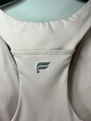 Fabletics On-The-Go Medium Impact Sports Bra Soft Shell Pink Padded Pocket Sz XL thumbnail 10