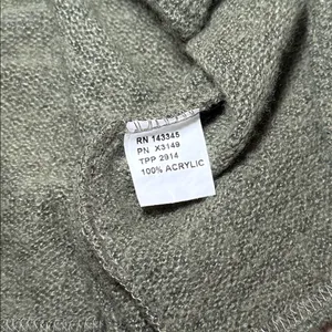 Piko 1988 Women’s Green‎ Long Sleeve Sweater Size Large thumbnail 5