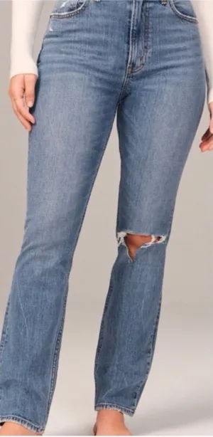 Abercrombie & Fitch Short Curve Love Ultra High Rise 90s slim straight Jeans 6 thumbnail 1