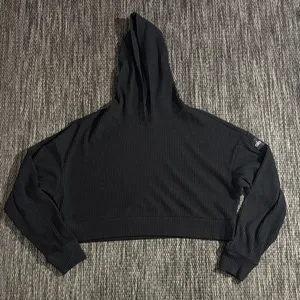 Alo Yoga Muse Hoodie Size Medium thumbnail 1