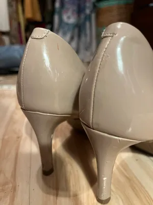 Bandolino Nude Patent Leather Heels thumbnail 8