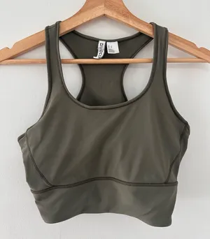 H&M Divided Olive Green Racerback Sports Bra Medium Athleisure Activewear cutout thumbnail 1