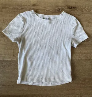 White Ribbed Crewneck Short Sleeve Baby Tee thumbnail 1