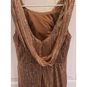 Ryanth‎ Rose Gold Sequin Cowl Neck Ruched Formal Gown Dress Size 4 NWT thumbnail 3