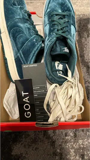 Nike Dunk Low Women’s thumbnail 8