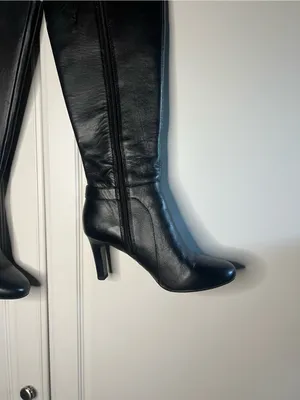 Bandolino Black Leather Knee High Heeled Boots thumbnail 7