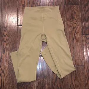 Lululemon green athletic leggings size 4 thumbnail 2