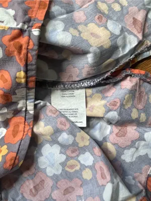 Zoe + Chloe Floral Scrub Top V-Neck Orange Grey White XL ~ Nurse Uniform Top thumbnail 3