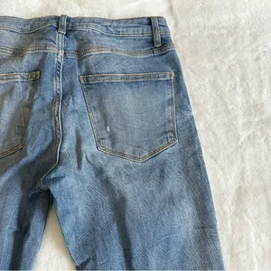 Zara Light Wash High Rise Flare Jeans Women's Size 4 thumbnail 15