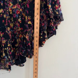 Free People Floral Gauze Cotton‎ Boho Peasant Top Oversized Ruffle Raw Sz Medium thumbnail 14