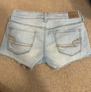 Jean Shorts thumbnail 2