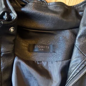 storets Black Faux Leather Bomber Jacket thumbnail 2