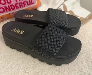 Black platform sandals Size 6.5 thumbnail 1