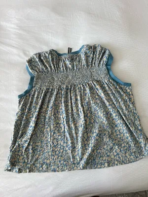 Anthropologie Blue Floral Smocked Short Sleeve Top Large thumbnail 6