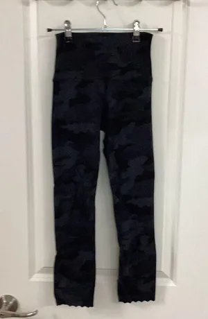 Lululemon Scalloped Leggings thumbnail 1