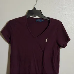 Polo by‎ Ralph Lauren Women's Burgundy V-Neck Top Minimalist size M thumbnail 2