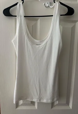 abercrombie and fitch tank thumbnail 1