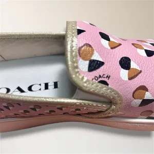 Coach 8B Pink Heart Print Slip On Sneakers Metallic Gold Trim FG2113‎ Travel thumbnail 10