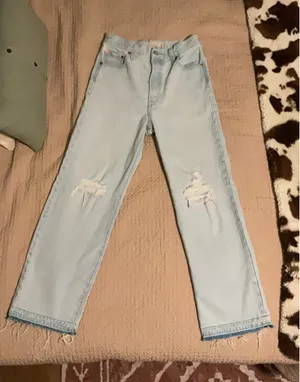 Light Wash Levi’s Jeans Straight High-Rise thumbnail 1