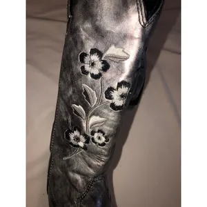 Durango Silver Western Boots Womens Size 9.5 Embroidered Vegan Cowgirl FLAW thumbnail 3