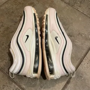Nike Air Max 97 Pink Leather Sneaker Shoe Womens Size 9.5 921733-603 thumbnail 6