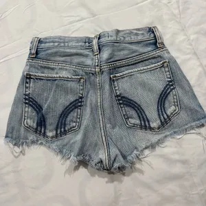 Hollister Jean Shorts thumbnail 2